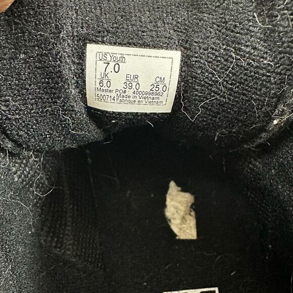 Vans Youth Size 7 Sk8 High Top Sneaker Classic Black and White - Picture 12 of 12